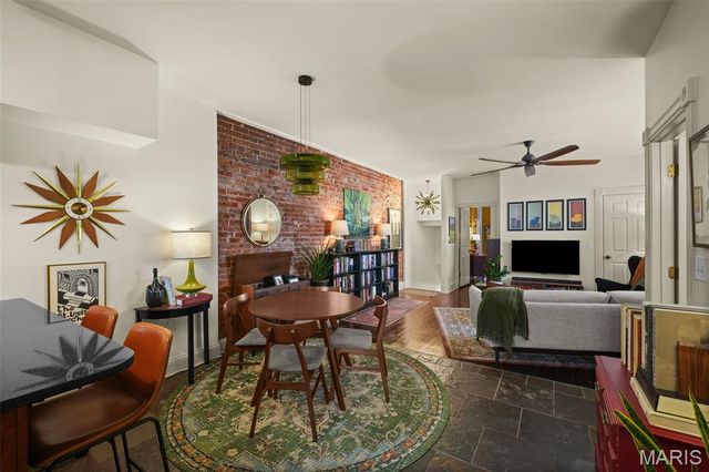 2103 Allen Avenue B, St Louis, MO 63104