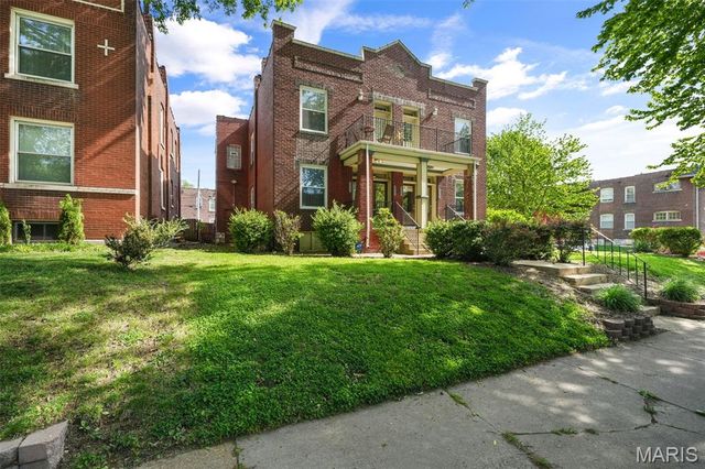 2103 Allen Avenue B, St Louis, MO 63104