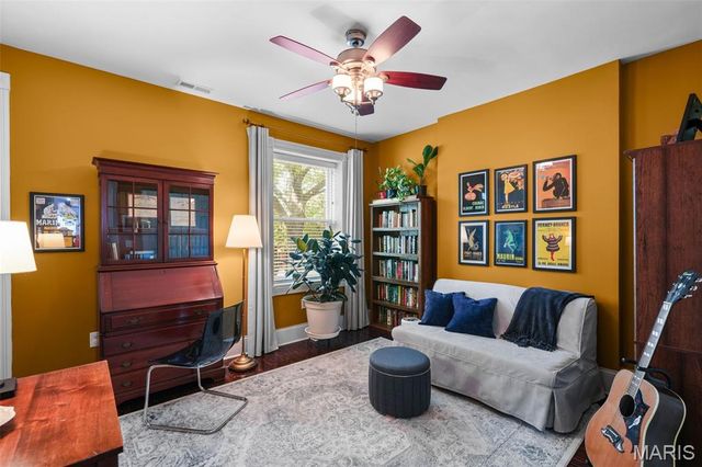 2103 Allen Avenue B, St Louis, MO 63104
