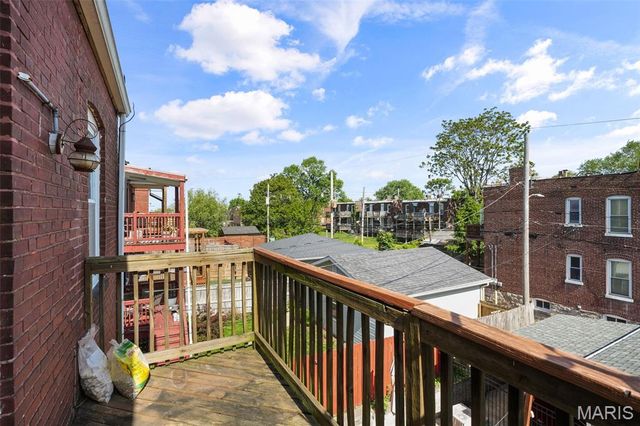2103 Allen Avenue B, St Louis, MO 63104
