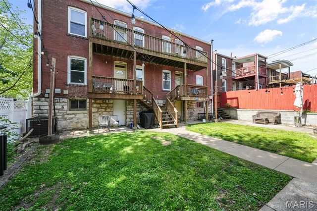 2103 Allen Avenue B, St Louis, MO 63104