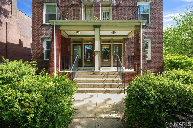 2103 Allen Avenue B, St Louis, MO 63104