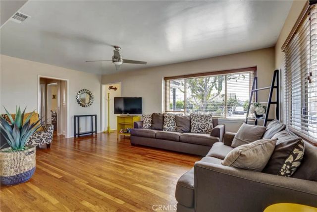 4238 Deeboyar Ave, Lakewood, CA 90712