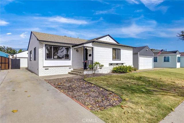 4238 Deeboyar Ave, Lakewood, CA 90712