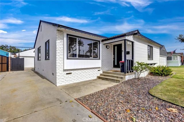 4238 Deeboyar Ave, Lakewood, CA 90712