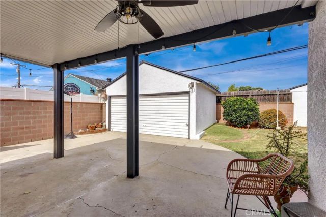 4238 Deeboyar Ave, Lakewood, CA 90712