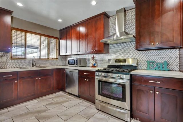 4238 Deeboyar Ave, Lakewood, CA 90712