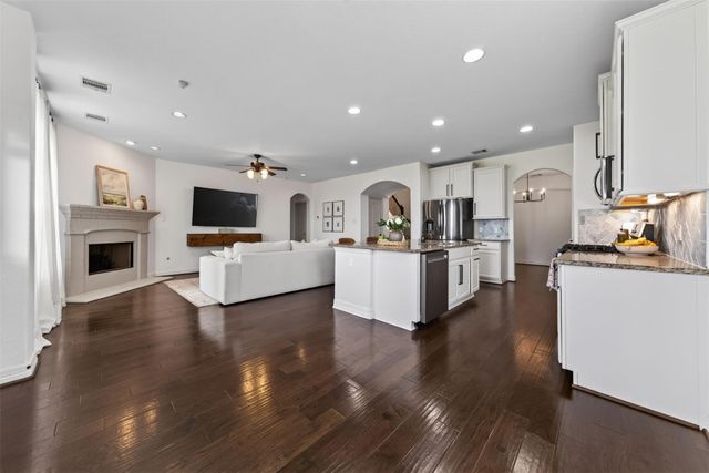 3531 Sunlight Springs Street, Richmond, TX 77406