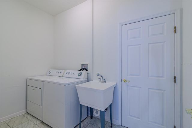 5915 NW 18TH PLACE, Ocala, FL 34482