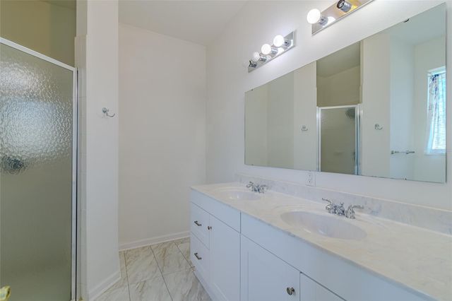 5915 NW 18TH PLACE, Ocala, FL 34482
