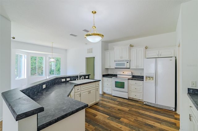 5915 NW 18TH PLACE, Ocala, FL 34482