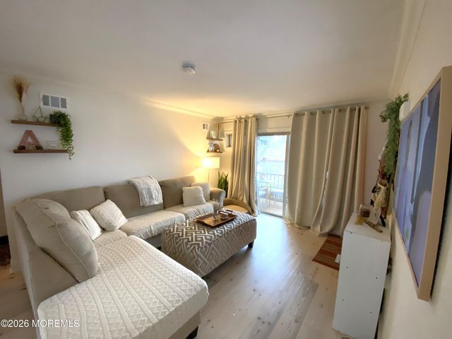 1641 Elm Avenue 2, Point Pleasant, NJ 08742