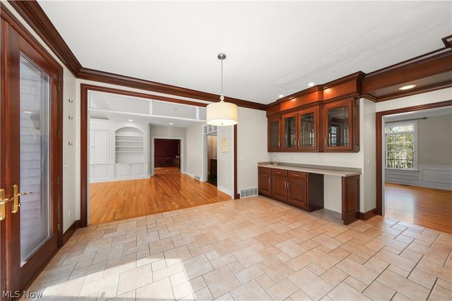 875 Cascades Drive, Aurora, OH 44202