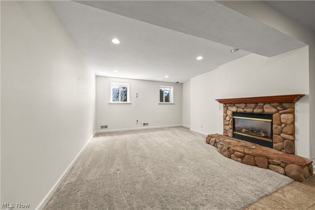 875 Cascades Drive, Aurora, OH 44202