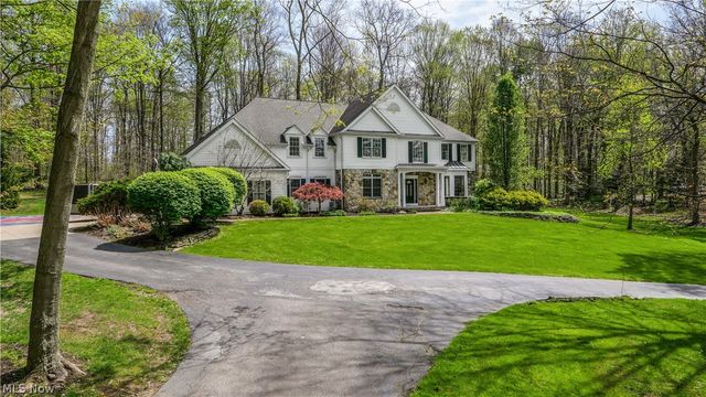 875 Cascades Drive, Aurora, OH 44202