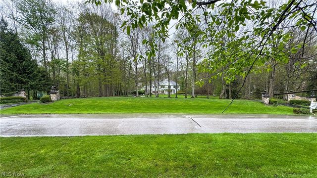 875 Cascades Drive, Aurora, OH 44202