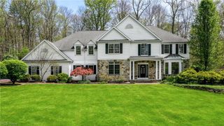 875 Cascades Drive, Aurora, OH 44202