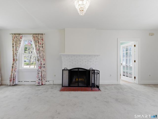 763 Ocean Avenue, New London, CT 06320