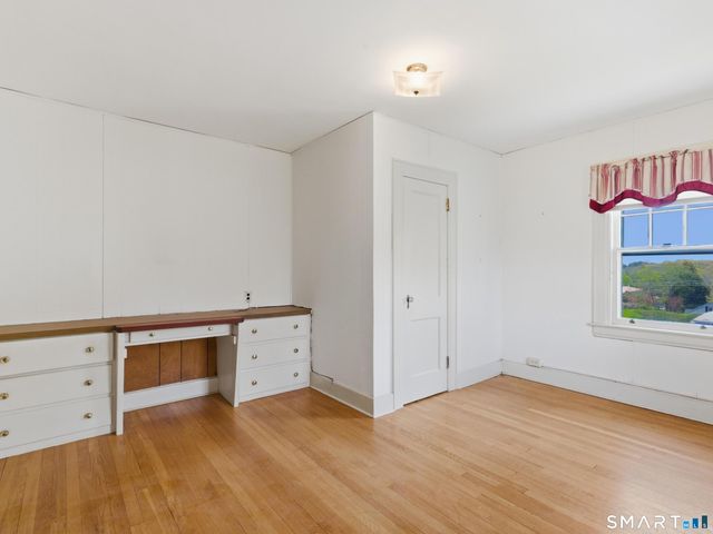 763 Ocean Avenue, New London, CT 06320