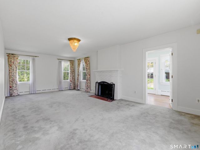 763 Ocean Avenue, New London, CT 06320