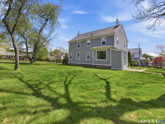 763 Ocean Avenue, New London, CT 06320