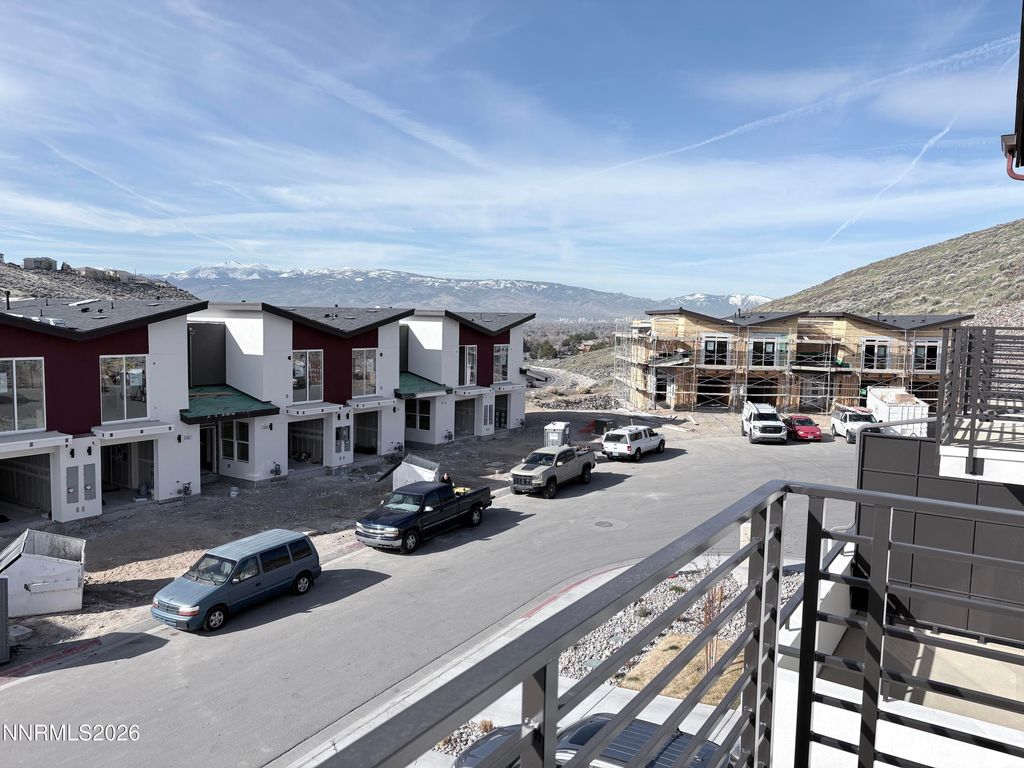 Image 35 of property listing at 2408 Tecumseh Way, Sparks, NV 89436