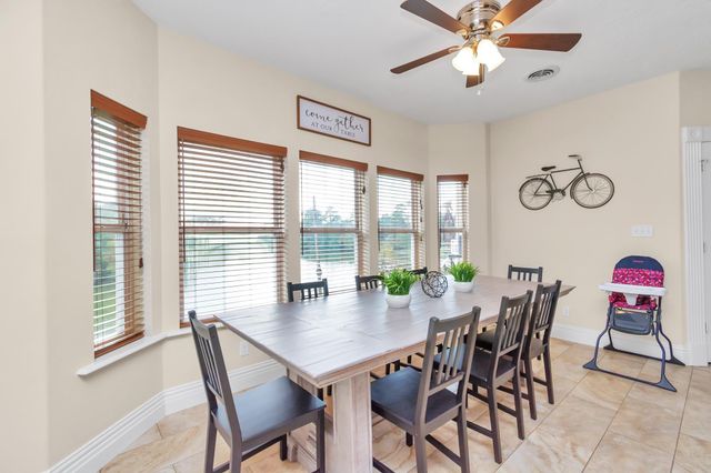 1730 Lakeshore Drive, Kingwood, TX 77339