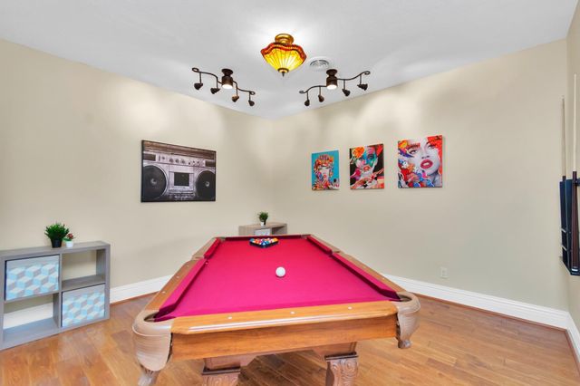 1730 Lakeshore Drive, Kingwood, TX 77339