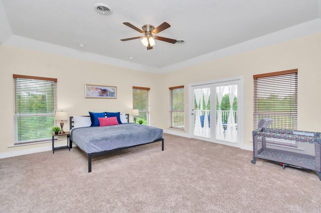 1730 Lakeshore Drive, Kingwood, TX 77339