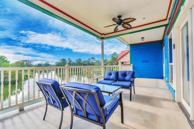 1730 Lakeshore Drive, Kingwood, TX 77339