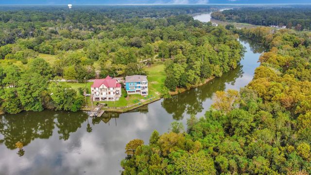 1730 Lakeshore Drive, Kingwood, TX 77339