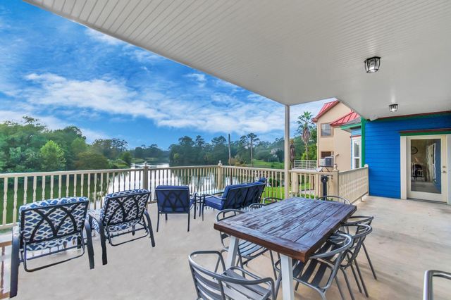 1730 Lakeshore Drive, Kingwood, TX 77339