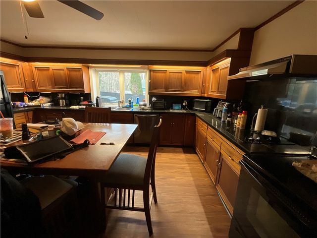 1567 PLAINFIELD Pike, Scituate, RI 02857