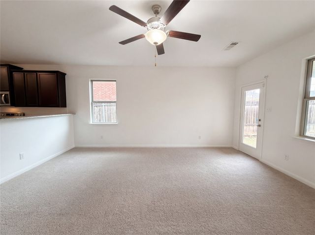 6341 Opal Hill Court, Fort Worth, TX 76179