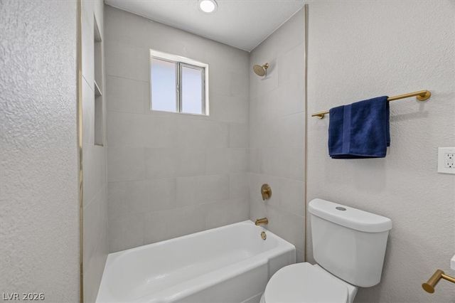 1905 West McDonald Avenue, North Las Vegas, NV 89032