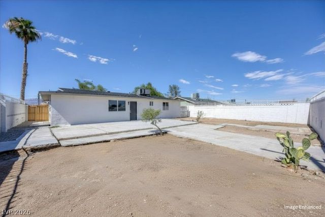 1905 West McDonald Avenue, North Las Vegas, NV 89032