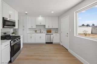 1905 West McDonald Avenue, North Las Vegas, NV 89032