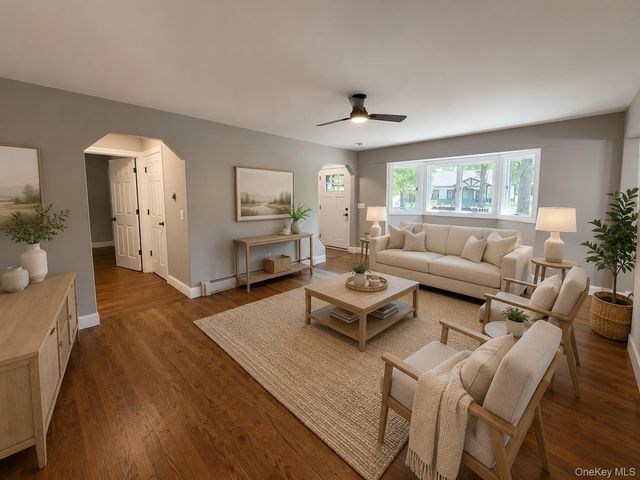 130 Park Lane, Middle Island, NY 11953