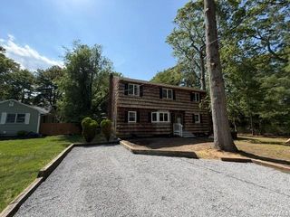 130 Park Lane, Middle Island, NY 11953