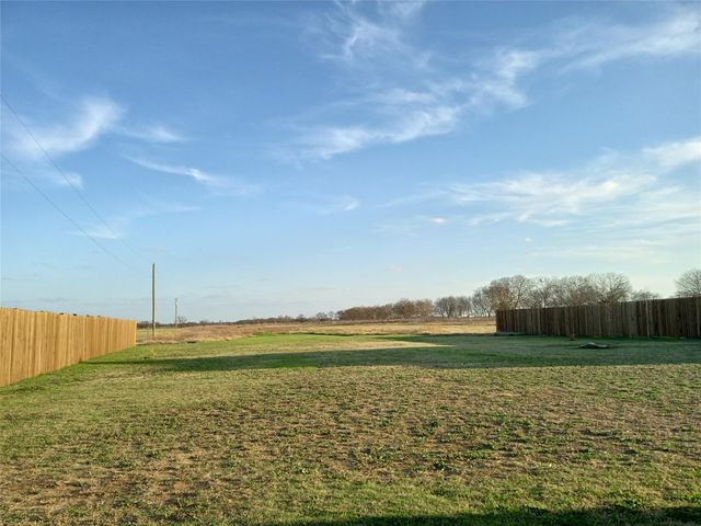 750 Section House Road, Alma, TX 75119