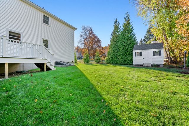 216 W Mountain St, Worcester, MA 01606