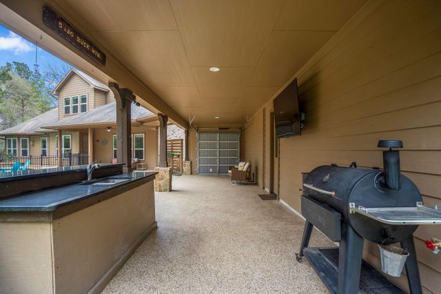 11310 Longmire Creek Court, Conroe, TX 77304