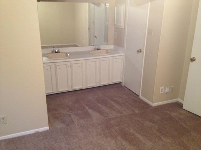 7100 Meadow RUN, Austin, TX 78745
