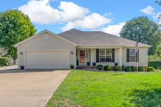 5740 Cumbee Rd, Hopkinsville, KY 42240