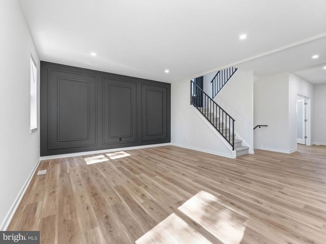 400 PAULSBORO RD, Swedesboro, NJ 08085