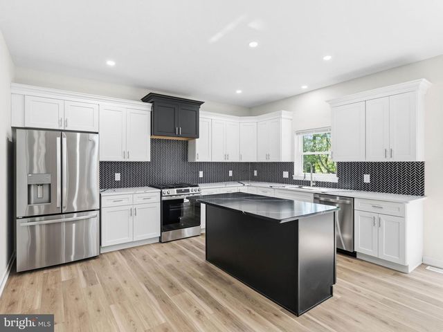 400 PAULSBORO RD, Swedesboro, NJ 08085