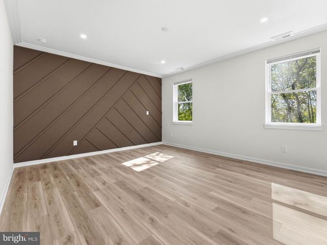 400 PAULSBORO RD, Swedesboro, NJ 08085