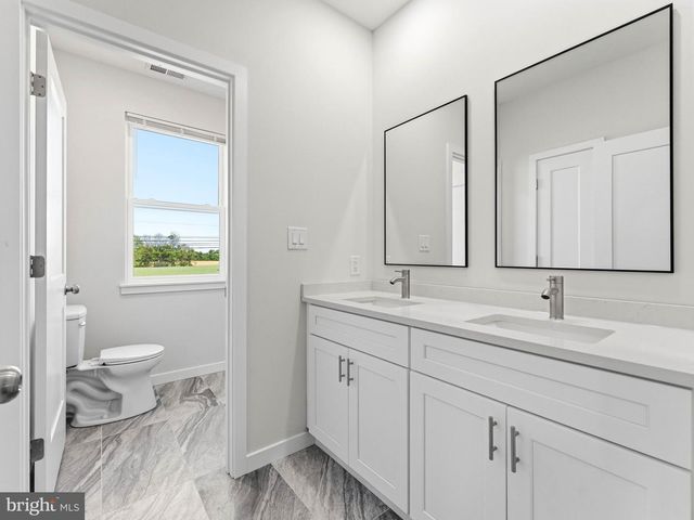 400 PAULSBORO RD, Swedesboro, NJ 08085