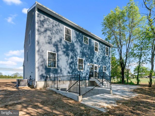 400 PAULSBORO RD, Swedesboro, NJ 08085
