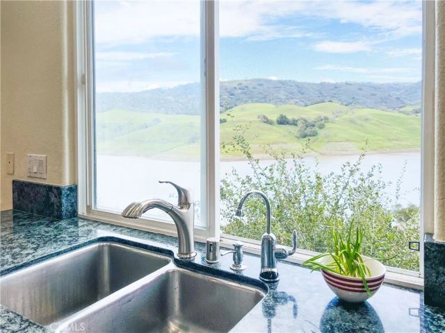 2987 Holiday Court, Morgan Hill, CA 95037